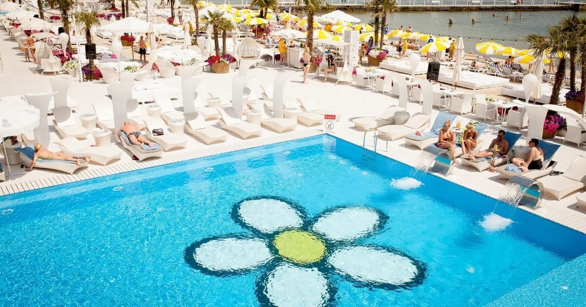 Family Apartments Aquamarine Of Arcadia Odesa Exterior foto